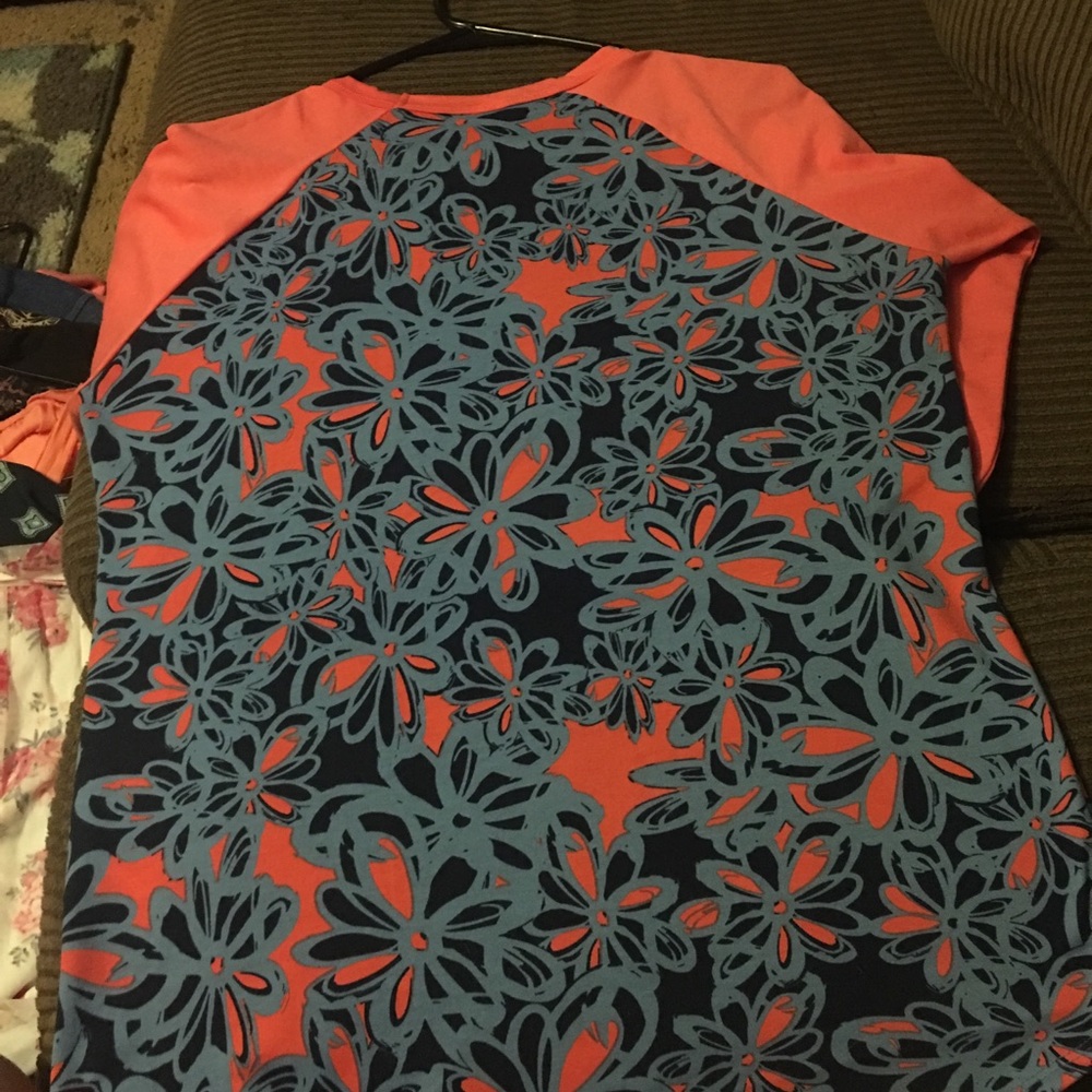 Lularoe Randy - Picture 2 of 4